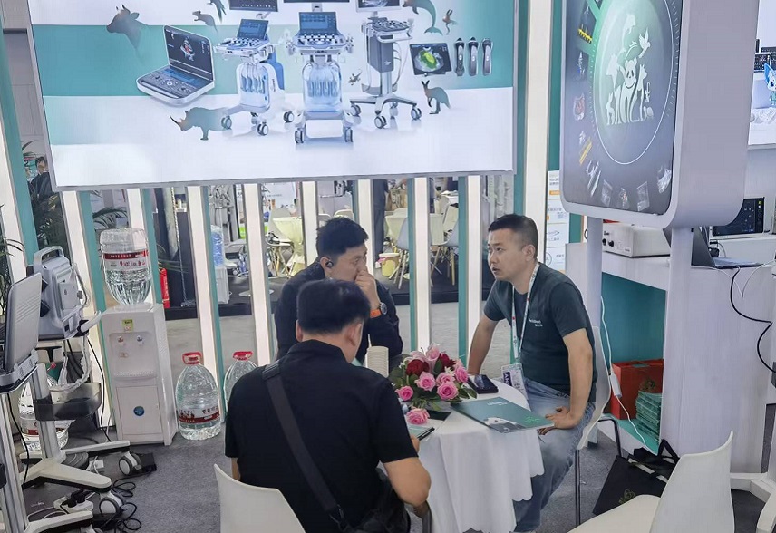 Periodmed Shined at the 18th WESAVC: Advancing Precision Care for Pets & Exotics